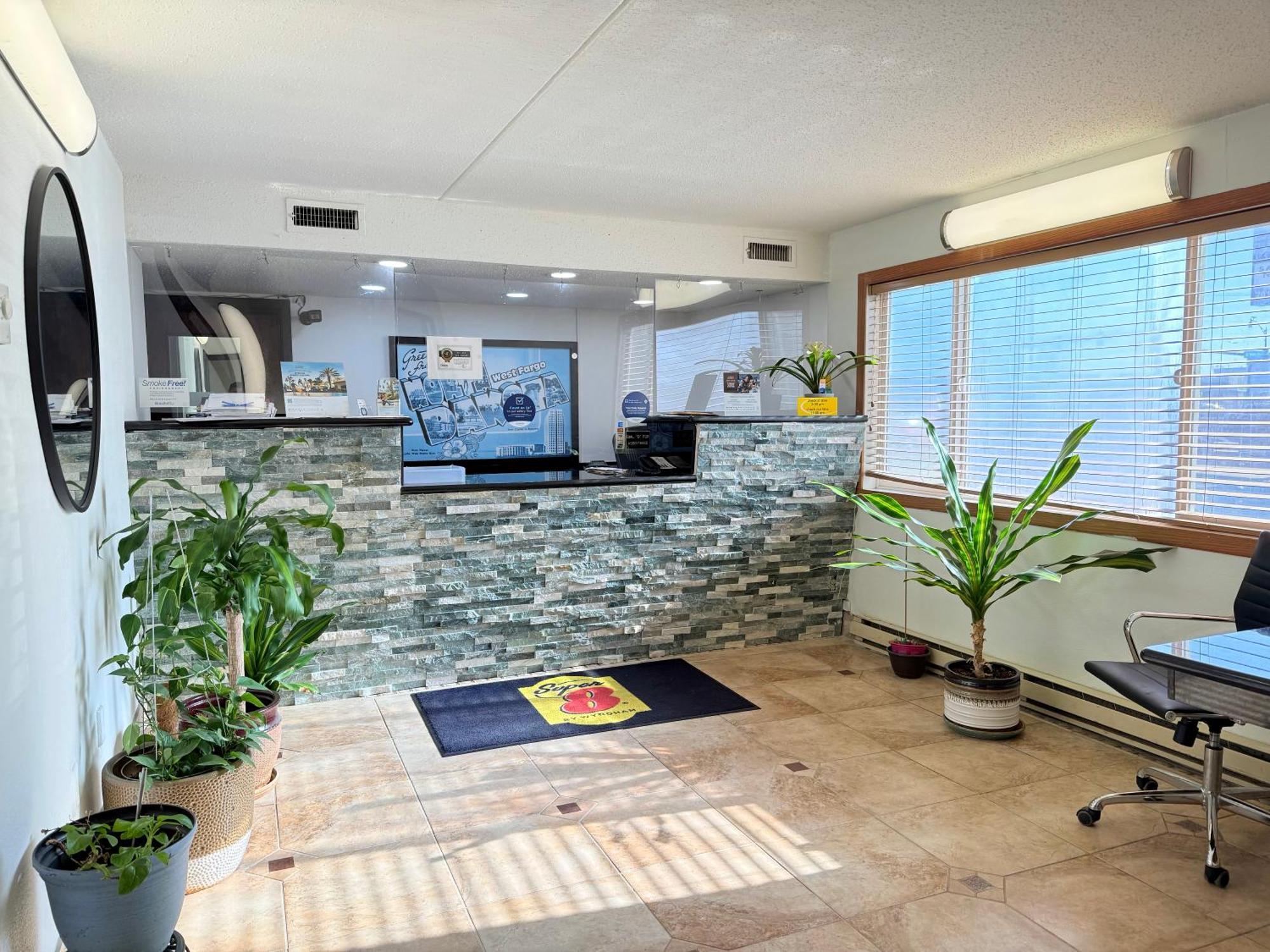 Super 8 By Wyndham West Fargo Main Ave Nd Motel Buitenkant foto